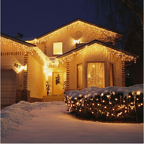 Новогоднее освещение загородного дома (71 фото)